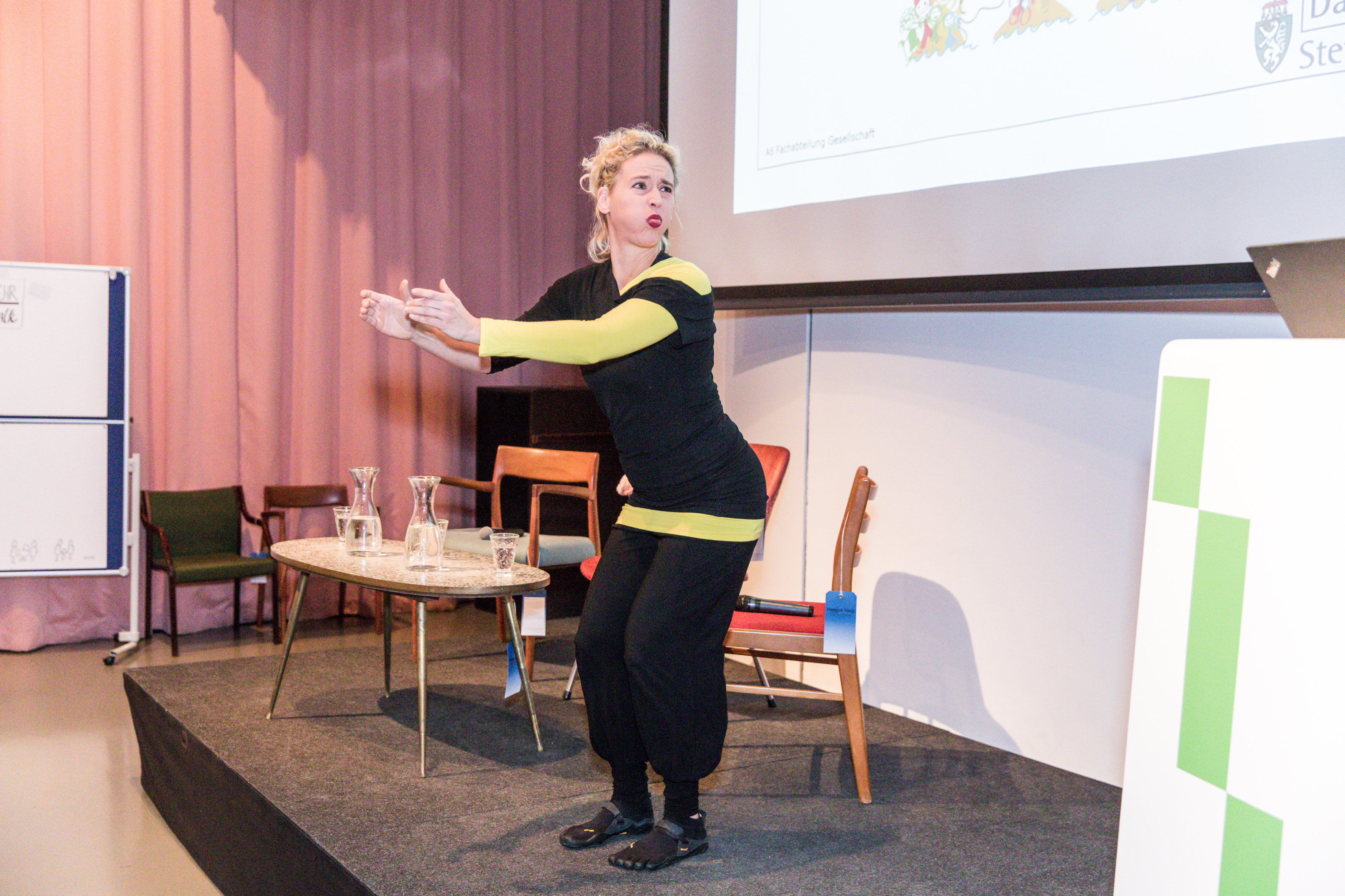Pantomimekünstlerin: McBee Sabine Wallner